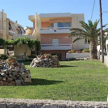Danaos Beach Apartments Sfáka Buitenkant foto